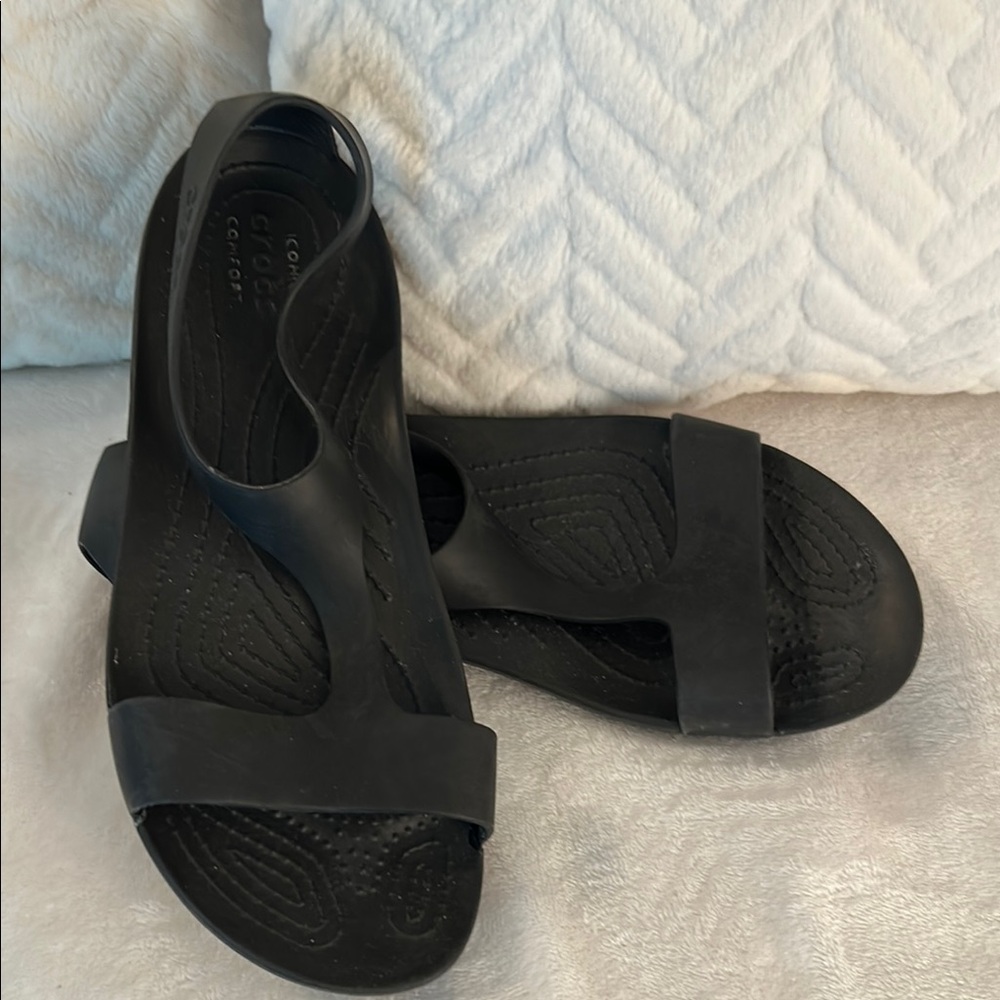 CROCS Black Sandals Comfortable Slip-On Design